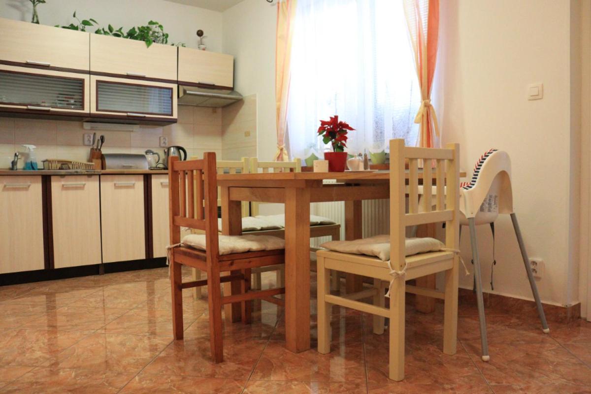 Apartman L M Kajov Exterior photo